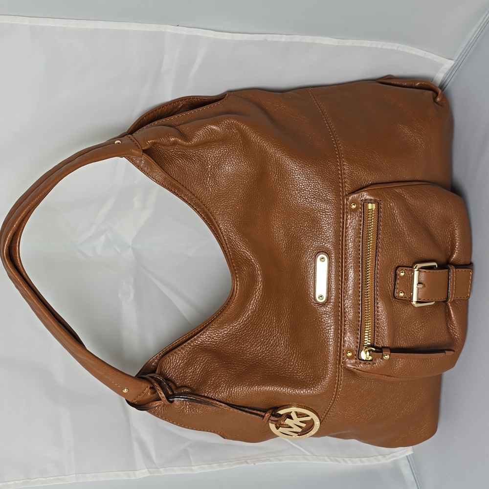 EUC Michael Kors Tan Leather Hobo Bag